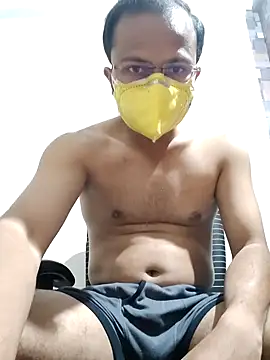 Snapshot of Punekarmanoj97 chatting on 01.13.25 Punekarmanoj97 online show from 01.13.25