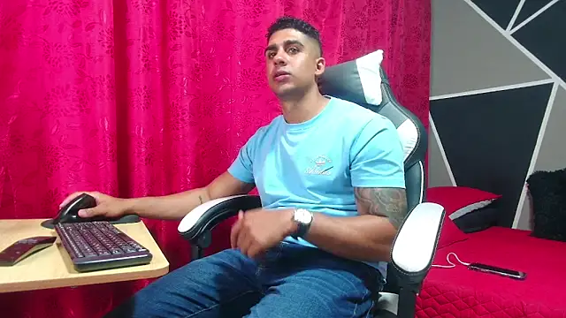 Snapshot of astrom_greyy chatting on 02.09.26 astrom greyy online show from 02.09.26