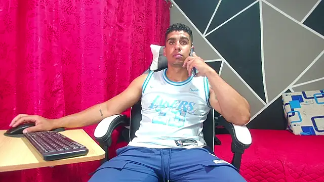 Snapshot of astrom_greyy chatting on 02.13.26 astrom greyy online show from 02.13.26