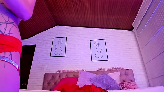 Kitty Pam online show from 10.04.25