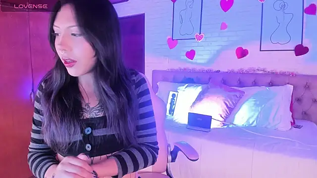 Snapshot of Kitty_Pam chatting on 03.13.26 Kitty Pam online show from 03.13.26