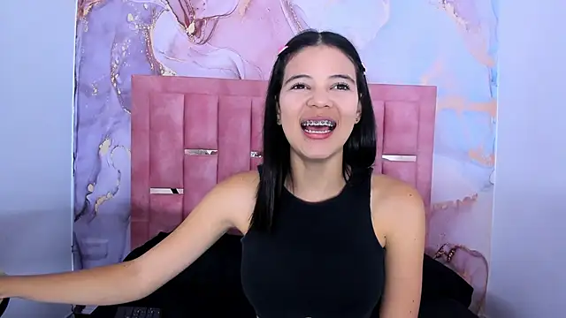 LizzMartin online show from 01.24.25