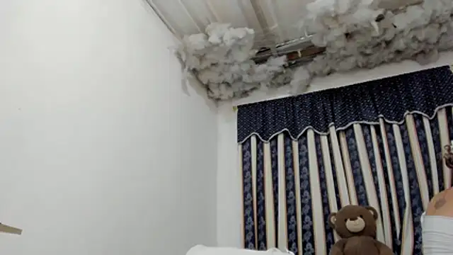 Lauu G online show from 02.03.26