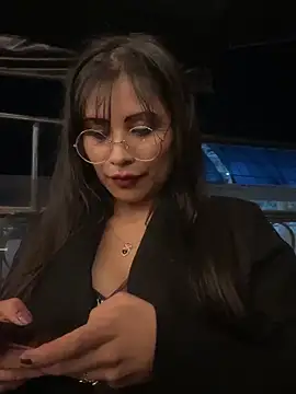 Jade Zephyra online show from 03.06.26