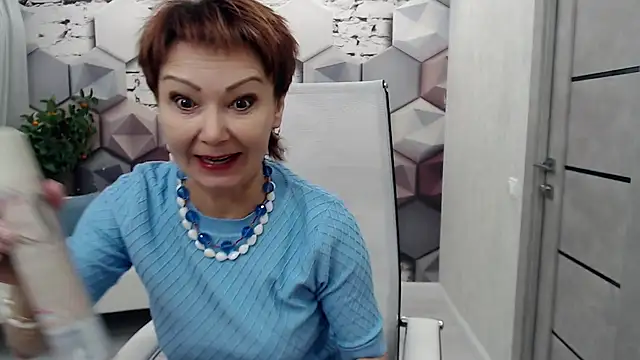 Snapshot of Cutie_Asya chatting on 08.06.26 Cutie Asya online show from 08.06.26