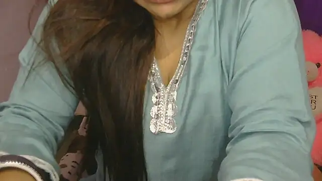 cutie-taara online show from 02.26.26