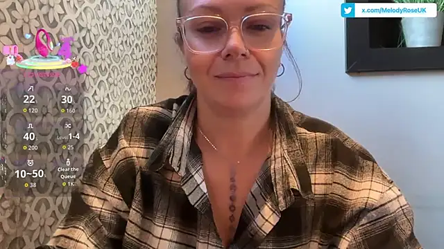 Snapshot of MelodyRoseUk chatting on 09.16.25 MelodyRoseUk online show from 09.16.25