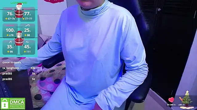 Snapshot of hushaima chatting on 12.12.24 hushaima online show from 12.12.24