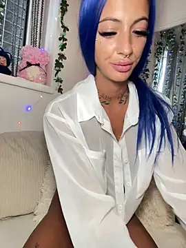 Snapshot of mrs_skinny_goddess chatting on 07.04.26 mrs skinny goddess online show from 07.04.26