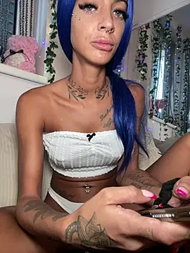 Snapshot of mrs_skinny_goddess chatting on 07.25.26 mrs skinny goddess online show from 07.25.26
