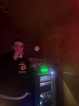 Snapshot of djtimka chatting on 02.18.26 djtimka online show from 02.18.26