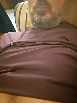 Snapshot of 1talianBeutifulCock chatting on 11.04.25 1talianBeutifulCock online show from 11.04.25