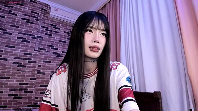 Velvetsky 1 online show from 11.12.25