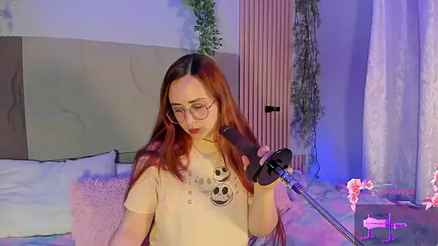 Snapshot of centaurigirl chatting on 02.27.26 centaurigirl online show from 02.27.26