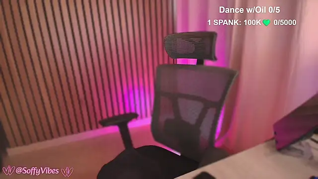 Snapshot of soffyvibes- chatting on 11.02.25 soffyvibes- online show from 11.02.25