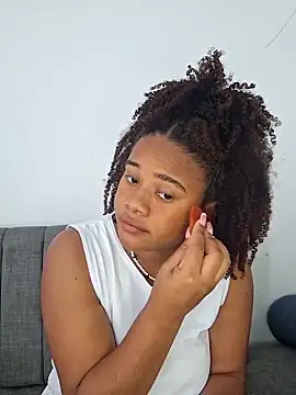 DANIELA MICHEL online show from 12.26.24