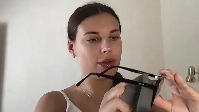 MoonriseGoddess online show from 06.09.26