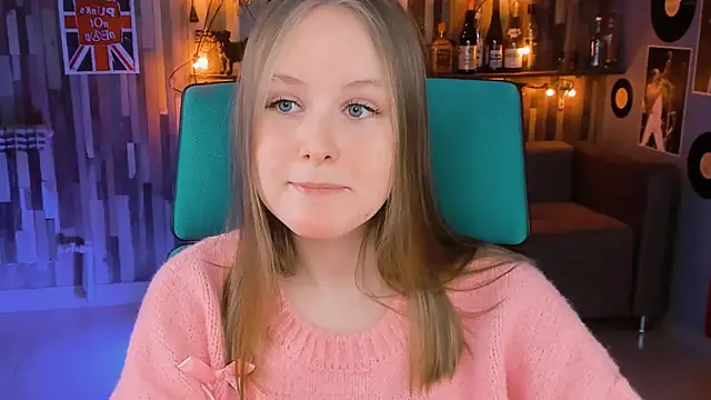 Snapshot of VivienLeeigh chatting on 01.22.25 VivienLeeigh online show from 01.22.25