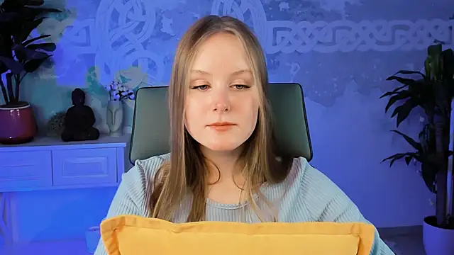 Snapshot of VivienLeeigh chatting on 03.01.25 VivienLeeigh online show from 03.01.25