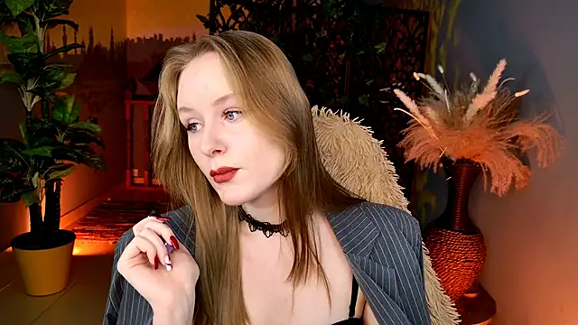 VivienLeeigh online show from 04.29.26