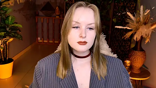 VivienLeeigh online show from 06.05.26