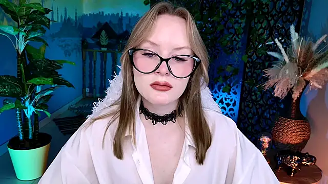 Snapshot of VivienLeeigh chatting on 06.27.26 VivienLeeigh online show from 06.27.26
