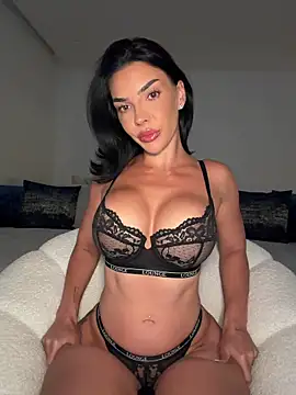 krissiswrld- online show from 04.30.26