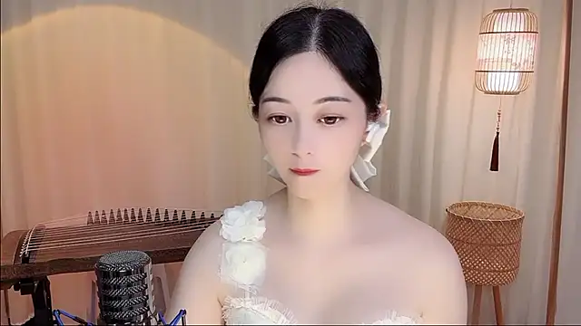 Snapshot of Tian-xin-999 chatting on 06.18.26 Tian-xin-999 online show from 06.18.26