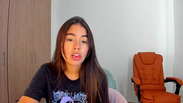 AriaMontgomery online show from 02.24.25