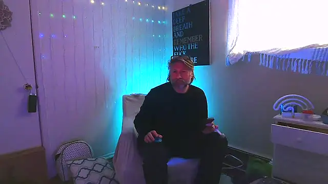 Snapshot of onlym4m chatting on 02.11.25 onlym4m online show from 02.11.25