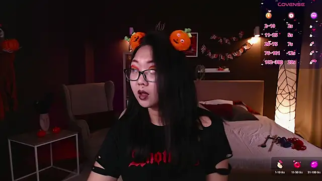 Marine Vact online show from 10.26.25