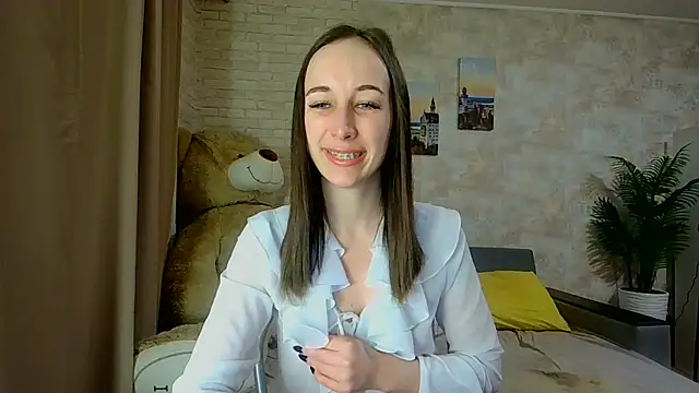 Anika bloom online show from 03.03.26