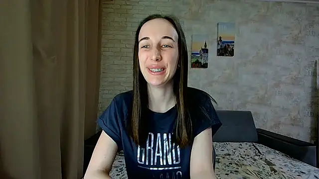 Anika bloom online show from 05.05.26