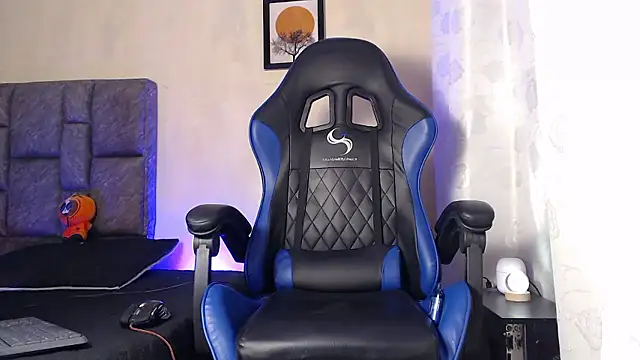 Snapshot of Dan_brownn chatting on 01.18.26 Dan brownn online show from 01.18.26