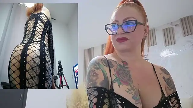 Snapshot of EMILY_ROUSSE71 chatting on 03.05.26 EMILY ROUSSE71 online show from 03.05.26