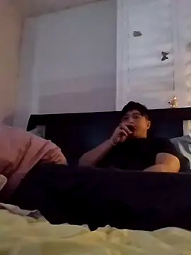 Snapshot of cloudyspun chatting on 03.11.26 cloudyspun online show from 03.11.26