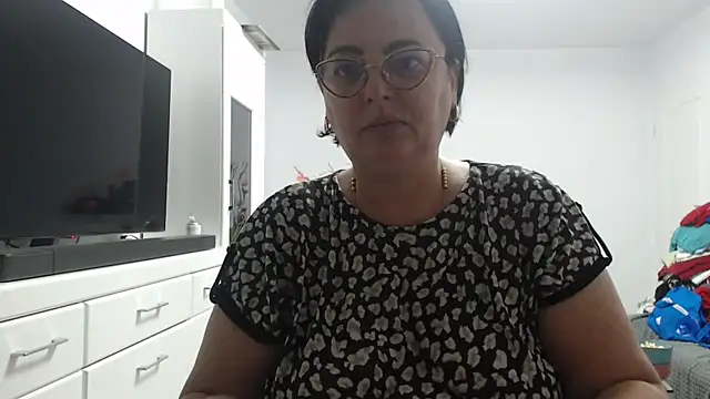 Amandamuller1982 online show from 09.27.25