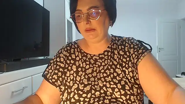 Amandamuller1982 online show from 05.13.26