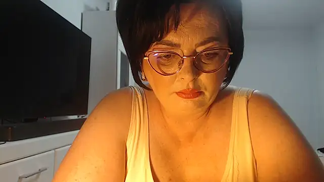 Amandamuller1982 online show from 05.16.26