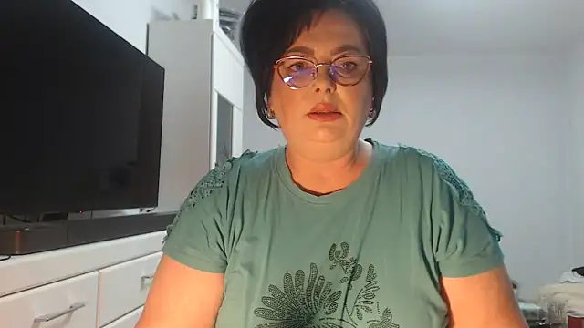 Amandamuller1982 online show from 05.16.26