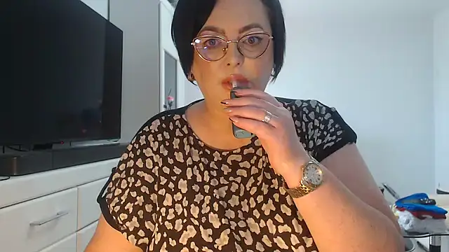 Amandamuller1982 online show from 05.19.26