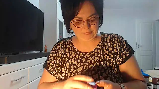Amandamuller1982 online show from 05.22.26