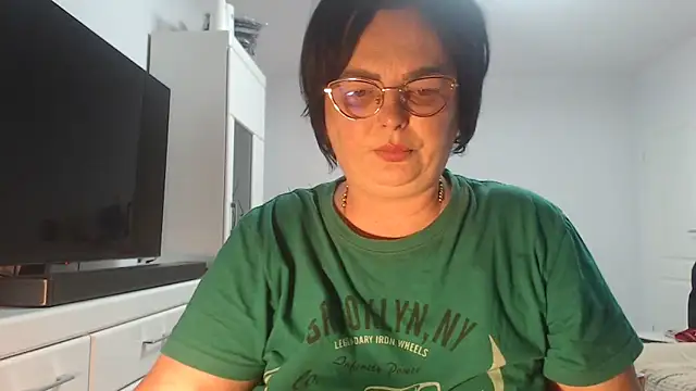 Amandamuller1982 online show from 06.14.26