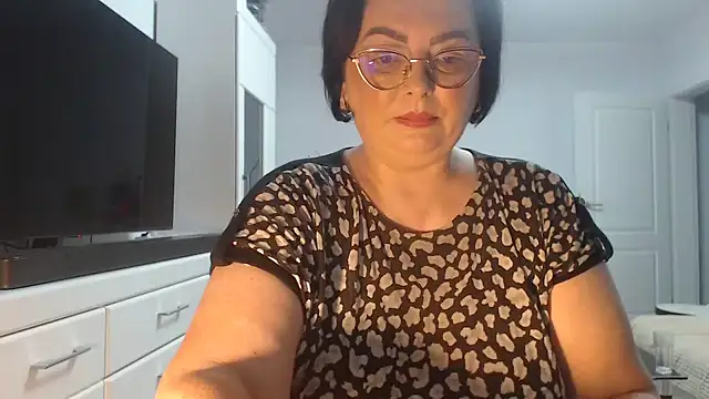 Amandamuller1982 online show from 06.20.26