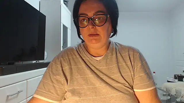 Amandamuller1982 online show from 07.04.26