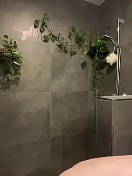 AdelinaAlia online show from 10.03.25