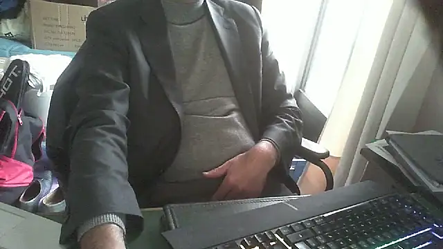 shyfrenchcock1 online show from 02.05.26