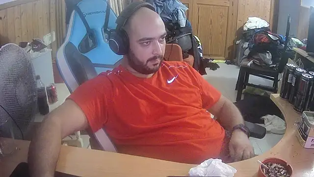 Snapshot of chicomallorca96 chatting on 10.14.25 chicomallorca96 online show from 10.14.25