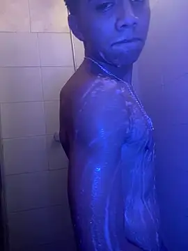 SkinnyHot444 online show from 12.12.24