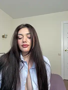Snapshot of Sweet_Khalifa_ chatting on 06.08.26 Sweet Khalifa online show from 06.08.26
